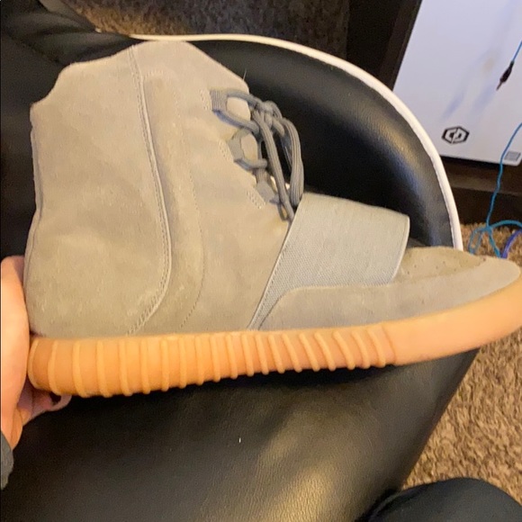 Yeezy 750 grey gum - Picture 3 of 5